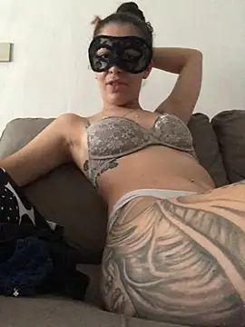 Stripchat cam girl lola0428