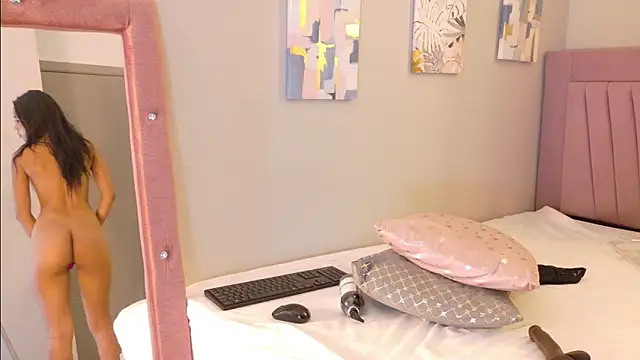 Stripchat cam girl meli_peach1