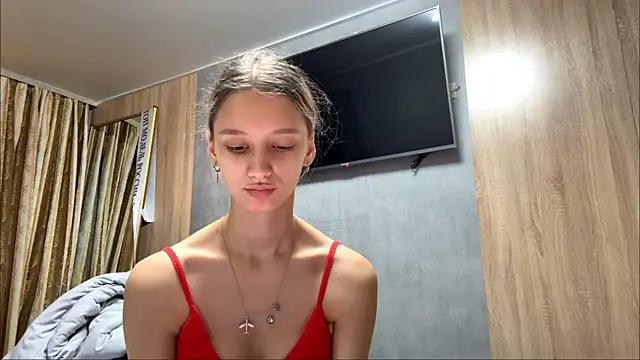 Thumbnail of Tiffany_Blom - Stripchat live cam