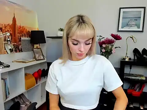 Stripchat cam girl missxPOLLY