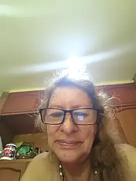 Stripchat cam girl MaryLunna