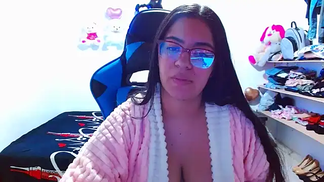 Stripchat cam girl Melanyscoth__