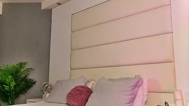 Stripchat cam girl AylaPearl