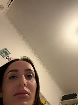 Stripchat cam girl Zeyna1