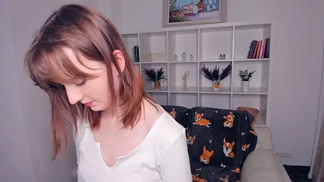 Stripchat cam girl ElisaRiley