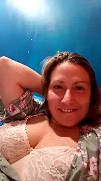 Stripchat cam girl LittleMsMILF