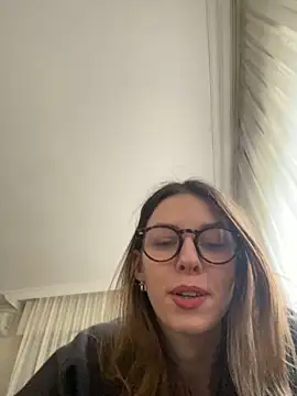 Stripchat cam girl ElegantLadyMia