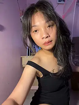 Stripchat cam girl Nyna5985