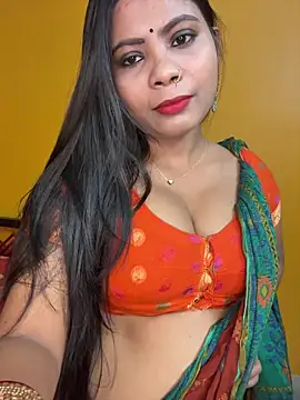Stripchat cam girl RedQQueen