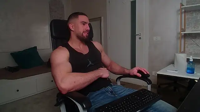 Stripchat cam girl IvanHydee