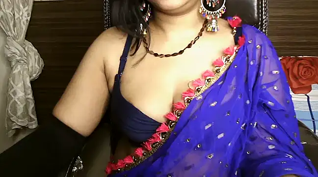 Stripchat cam girl Ritu_HornyGirl