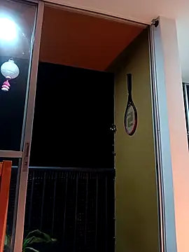 Stripchat cam girl Vikyvoyeur