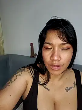 Stripchat cam girl violettaa_millerss