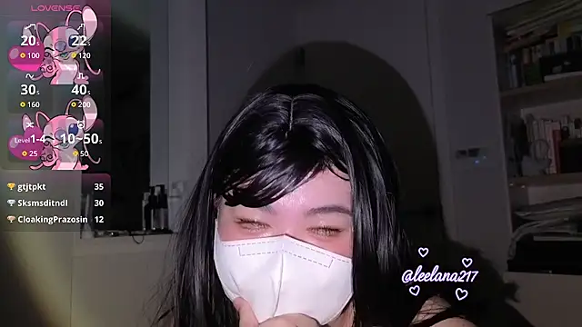 Stripchat cam girl leelana217