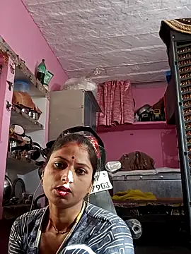 Stripchat cam girl Hotty-Sreya