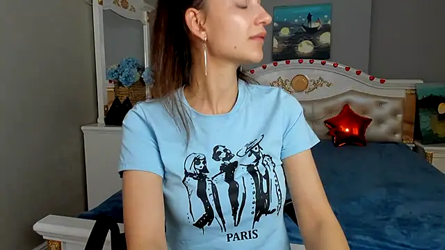 Stripchat cam girl KorriNaughty