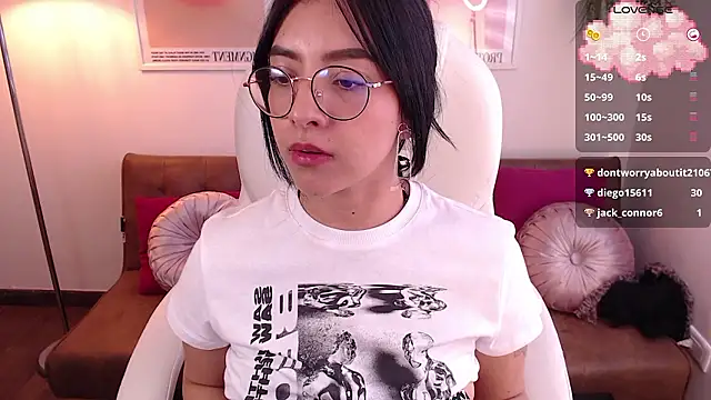 Stripchat cam girl Liana_st