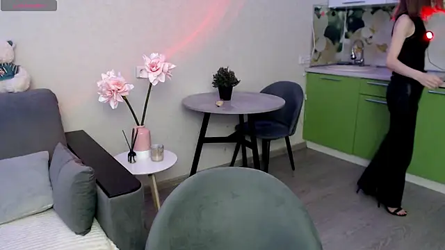 Stripchat cam girl StaceyAngell