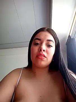 Stripchat cam girl SARA_SOFIA69