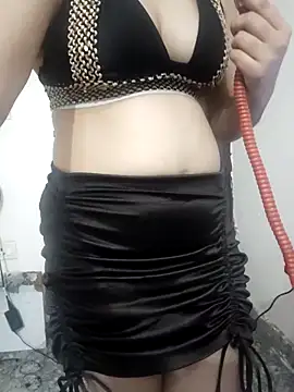 Stripchat cam girl simmi_jaan17