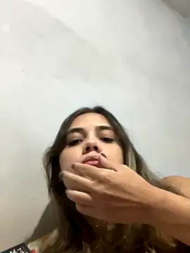 Stripchat cam girl estrela_aguiar