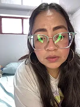 Stripchat cam girl alisbloom