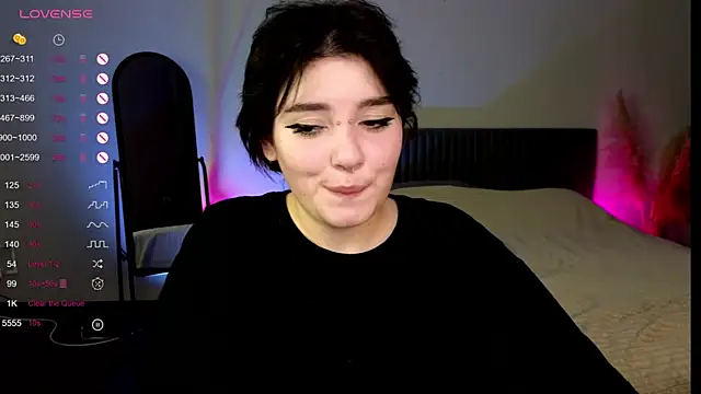 Stripchat cam girl YumiYammy