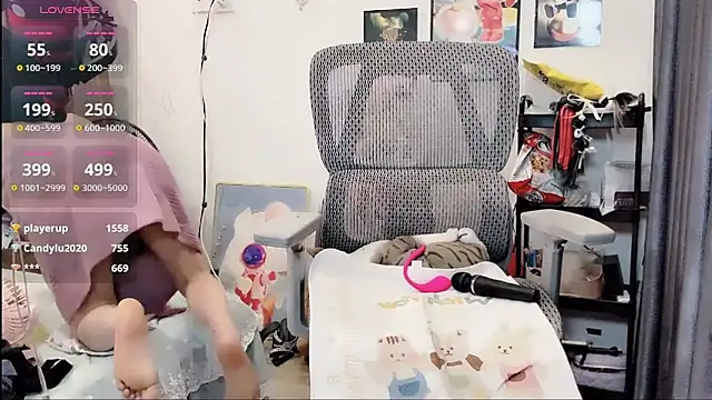 Stripchat cam girl Caryln-Bun