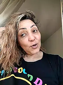 Stripchat cam girl Lunita86