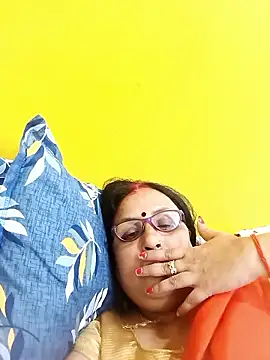 Stripchat cam girl Kiyara8