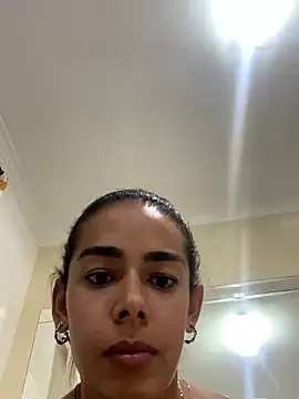 Stripchat cam girl Clara-Pecine