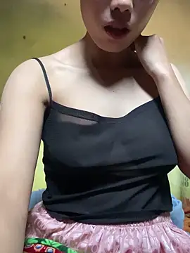 Stripchat cam girl Lily-2k