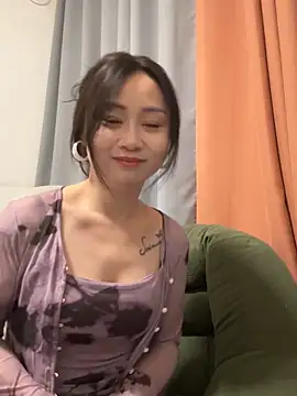 Thumbnail of Huihui_518 - Stripchat live cam