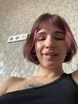 Thumbnail of analcutie - Stripchat live cam