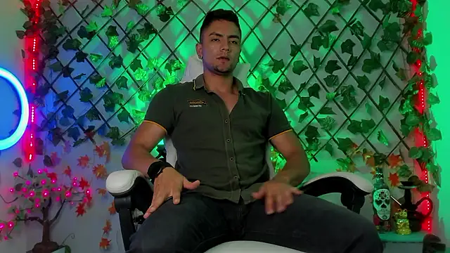 Stripchat cam girl Jasson_Hofmann