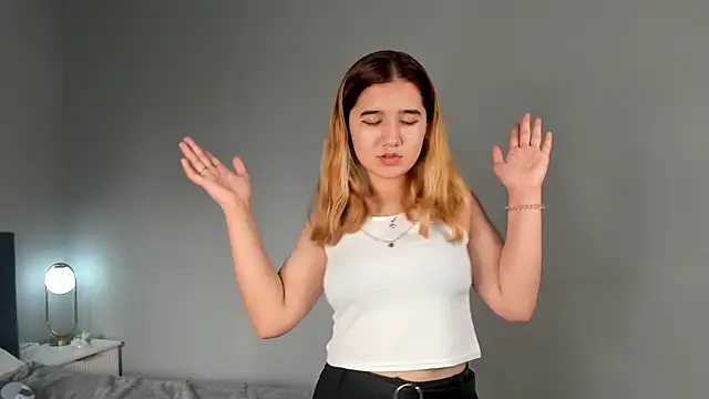 Stripchat cam girl AnnisHey