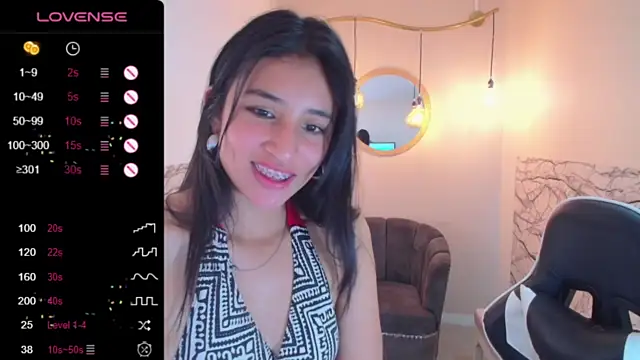 Stripchat cam girl paulina_moons_s