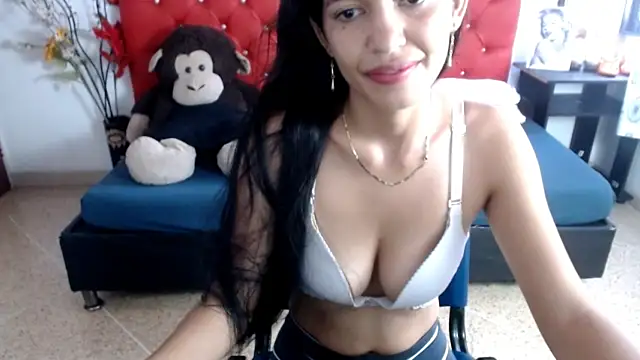 Stripchat cam girl alejandra_nieto