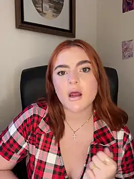 Stripchat cam girl sweetluciee