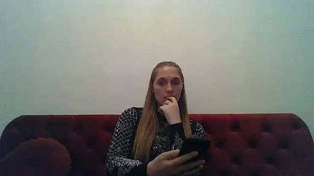 Stripchat cam girl ArtemisGoddess