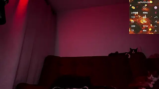 Stripchat cam girl ohpetitemuse