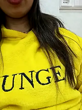 Stripchat cam girl FLOORA-KECH