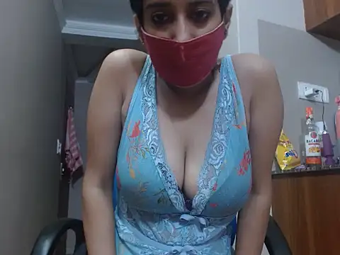 Stripchat cam girl suzen_night