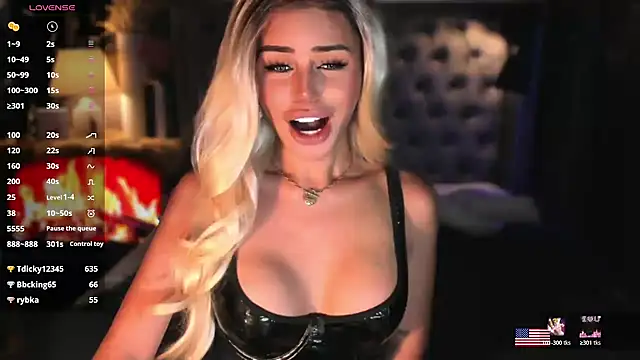 Stripchat cam girl ZyraGoddes