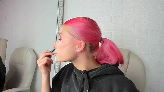 Stripchat cam girl barbieambar