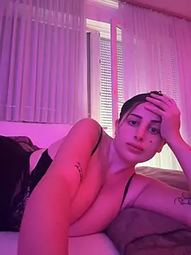 Stripchat cam girl jojoa23