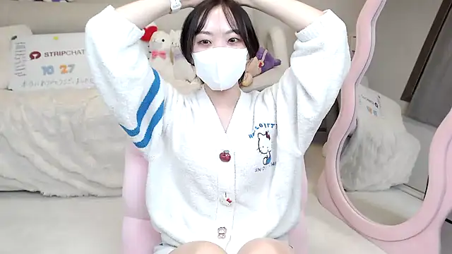 Stripchat cam girl -momoo-