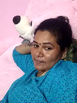 Stripchat cam girl tamilaruvi