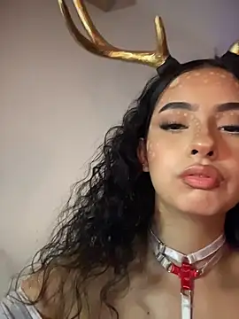 Stripchat cam girl RosseMelody