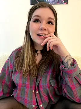 Stripchat cam girl PumaShyXD